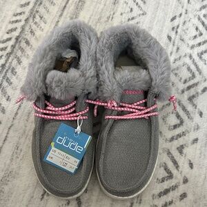 Hey Dude - girls size 2-3